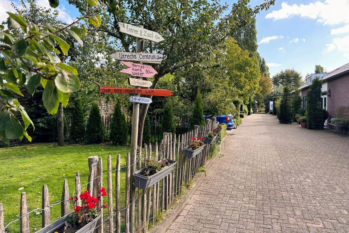 Borneman Buitenhof Houten Exterior foto