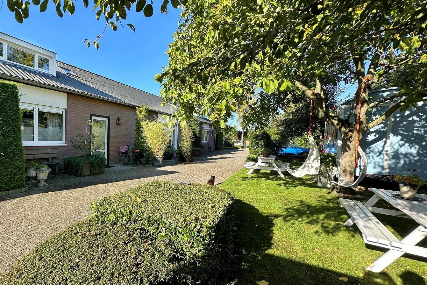 Borneman Buitenhof Houten Exterior foto