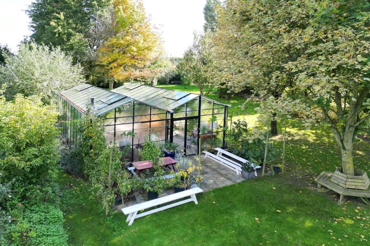 Borneman Buitenhof Houten Exterior foto